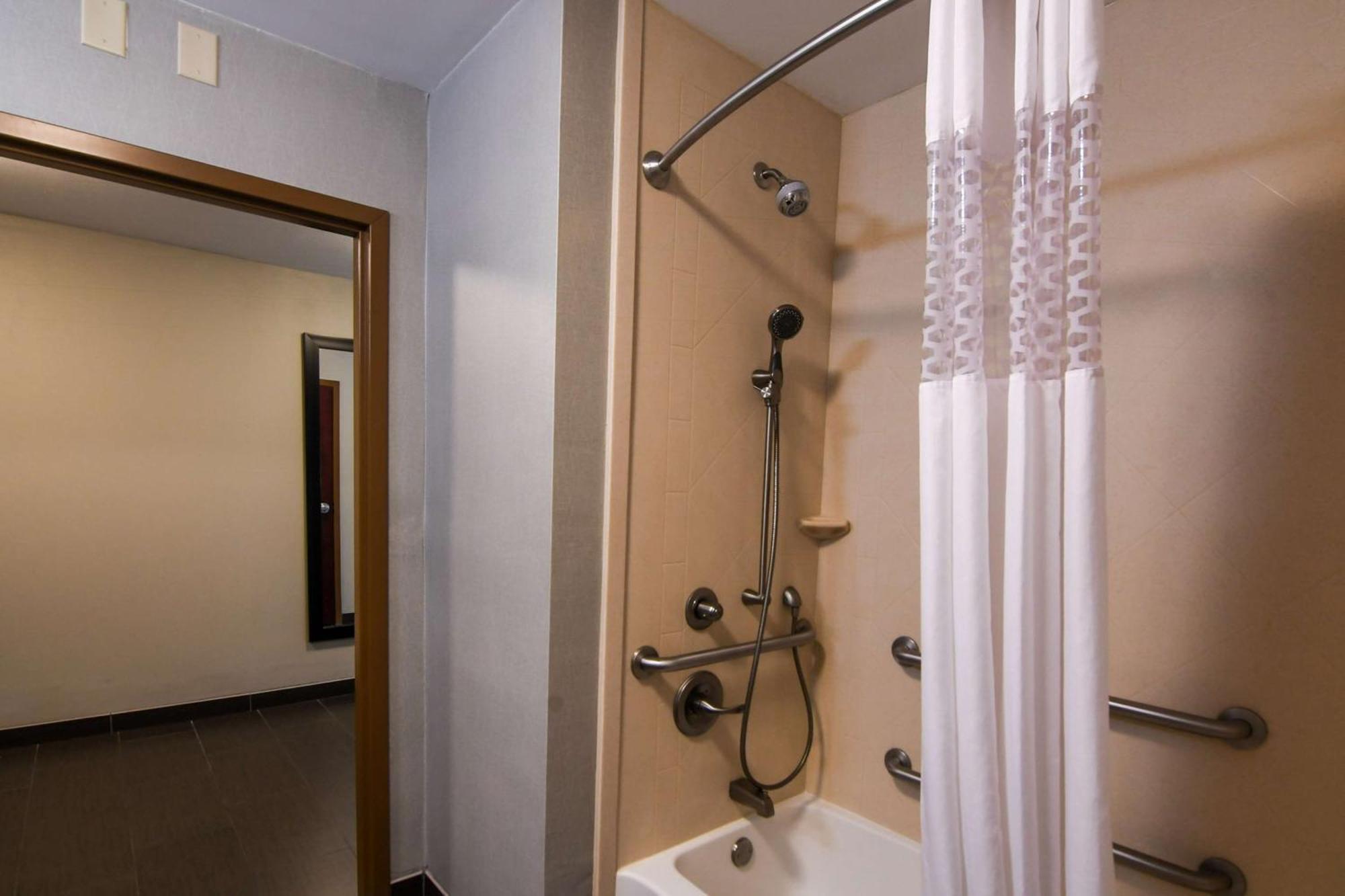 Hampton Inn Foley Exterior photo